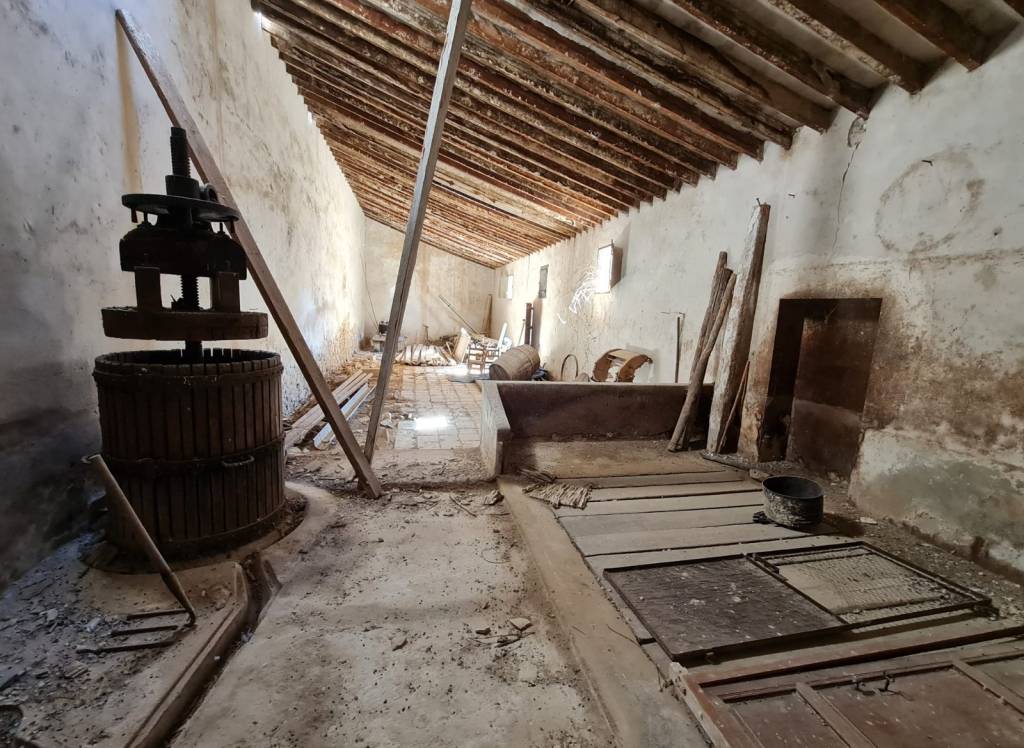 Resale - Village House - Pinoso - In hamlet