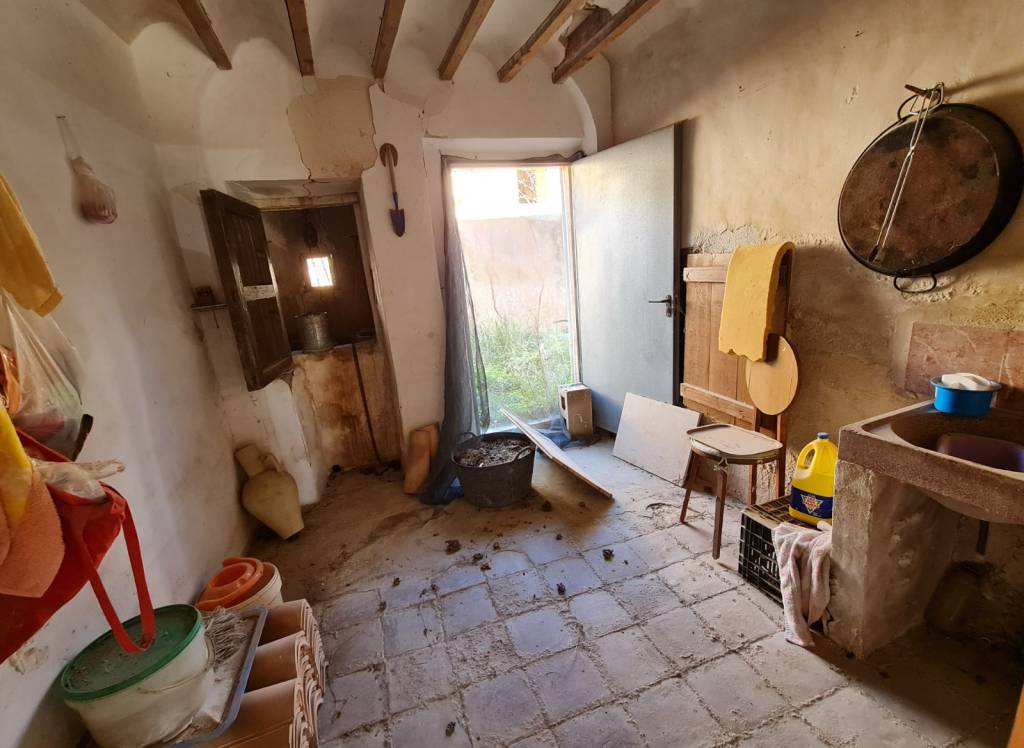 Resale - Village House - Pinoso - In hamlet