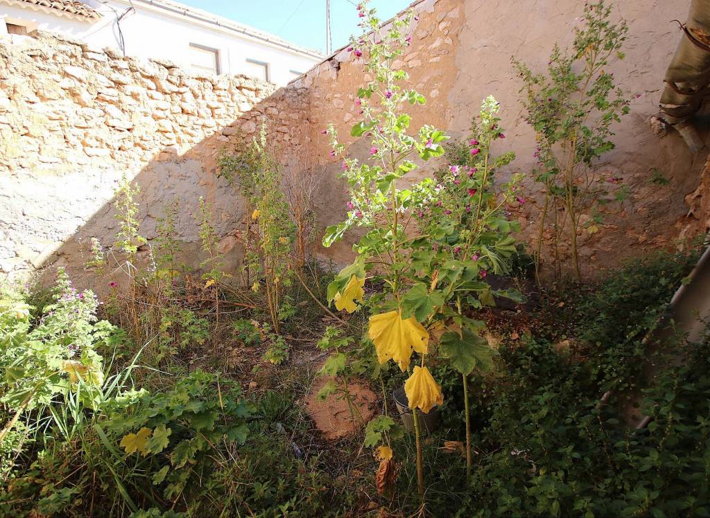 Resale - Village House - Raspay