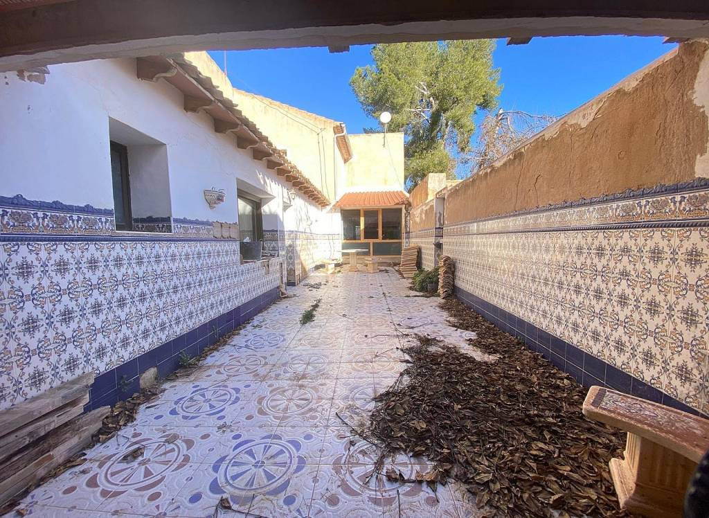 Resale - Village House - Yecla