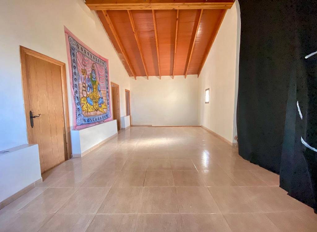 Resale - Village House - Yecla