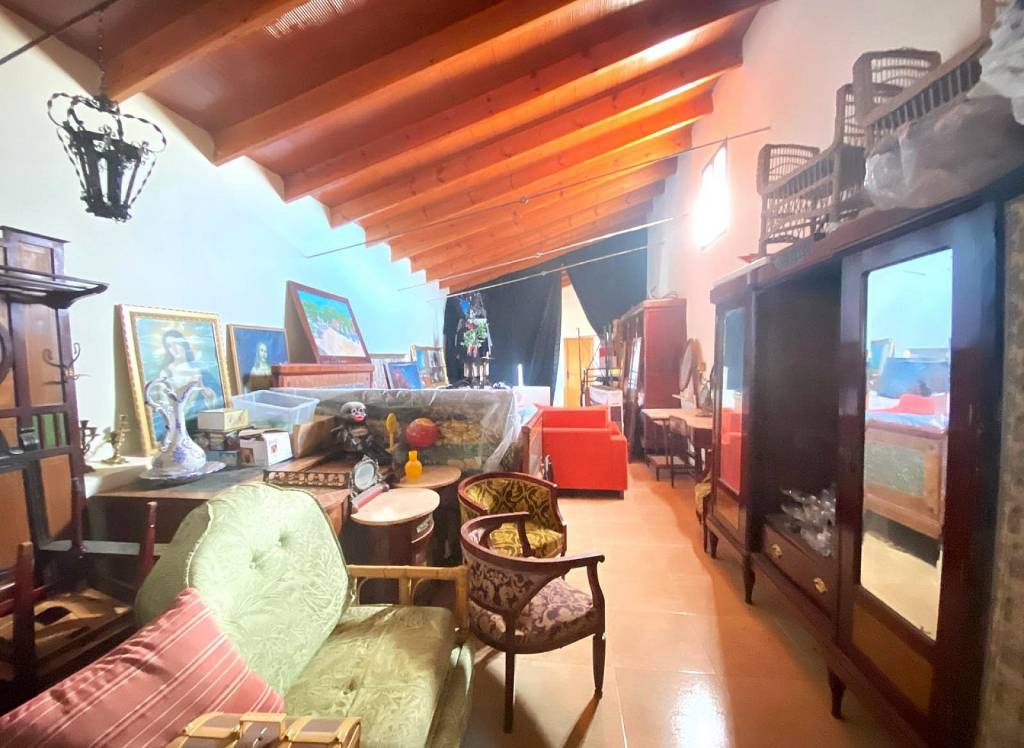 Resale - Village House - Yecla