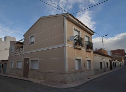 Town House - Resale - Pinoso - Urban location