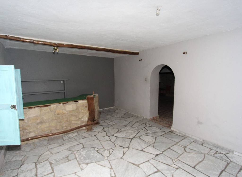 Venta - Casa de Campo - Monovar