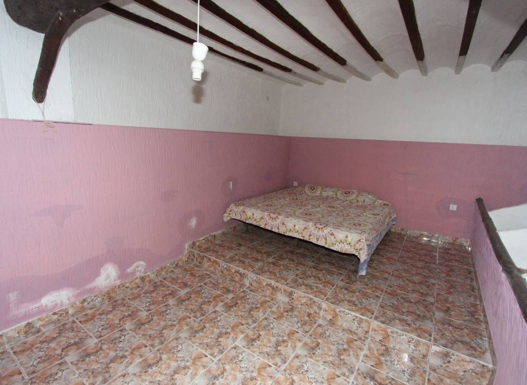 Venta - Casa de Campo - Monovar