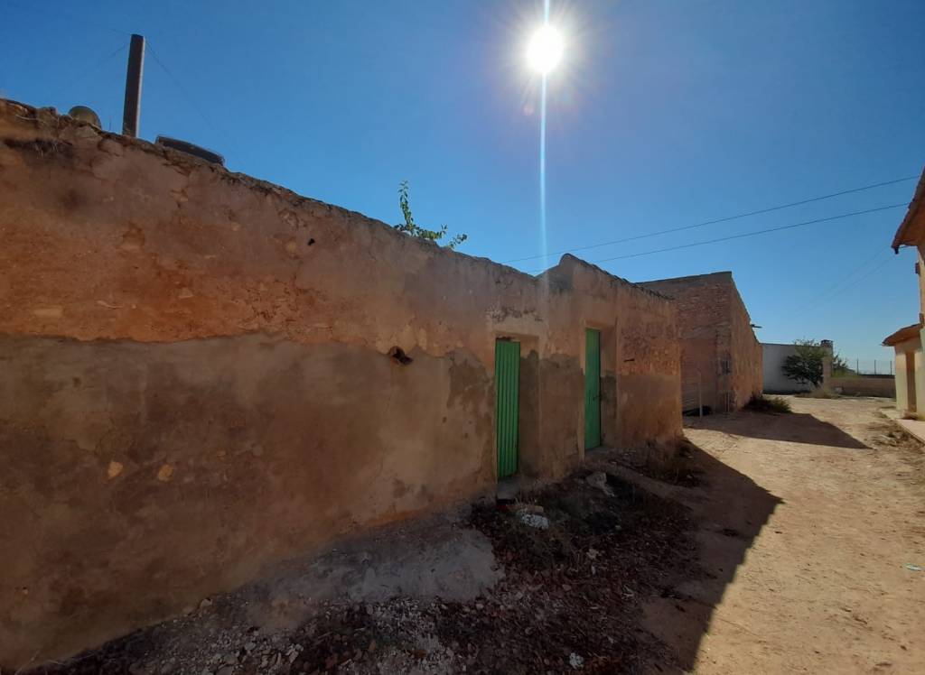 Venta - Casa de Campo - Pinoso - Edge of town