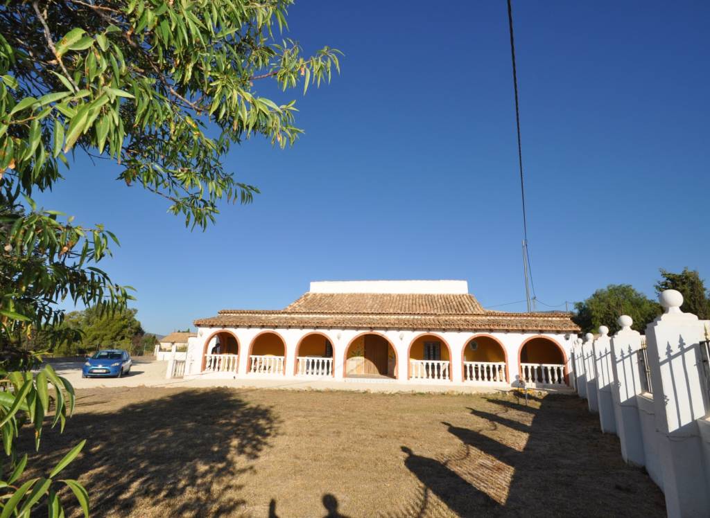 Venta - Casa de Campo - Pinoso - Edge of town