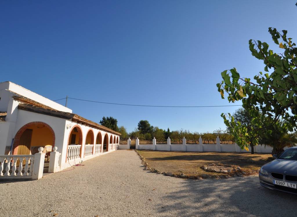 Venta - Casa de Campo - Pinoso - Edge of town