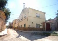 Venta - Casa de Campo - Pinoso - Urban location