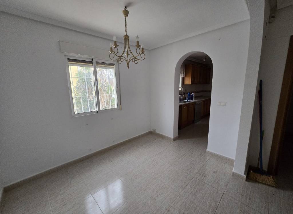 Venta - Detached Villa - Monforte Del Cid - Monforte del Cid