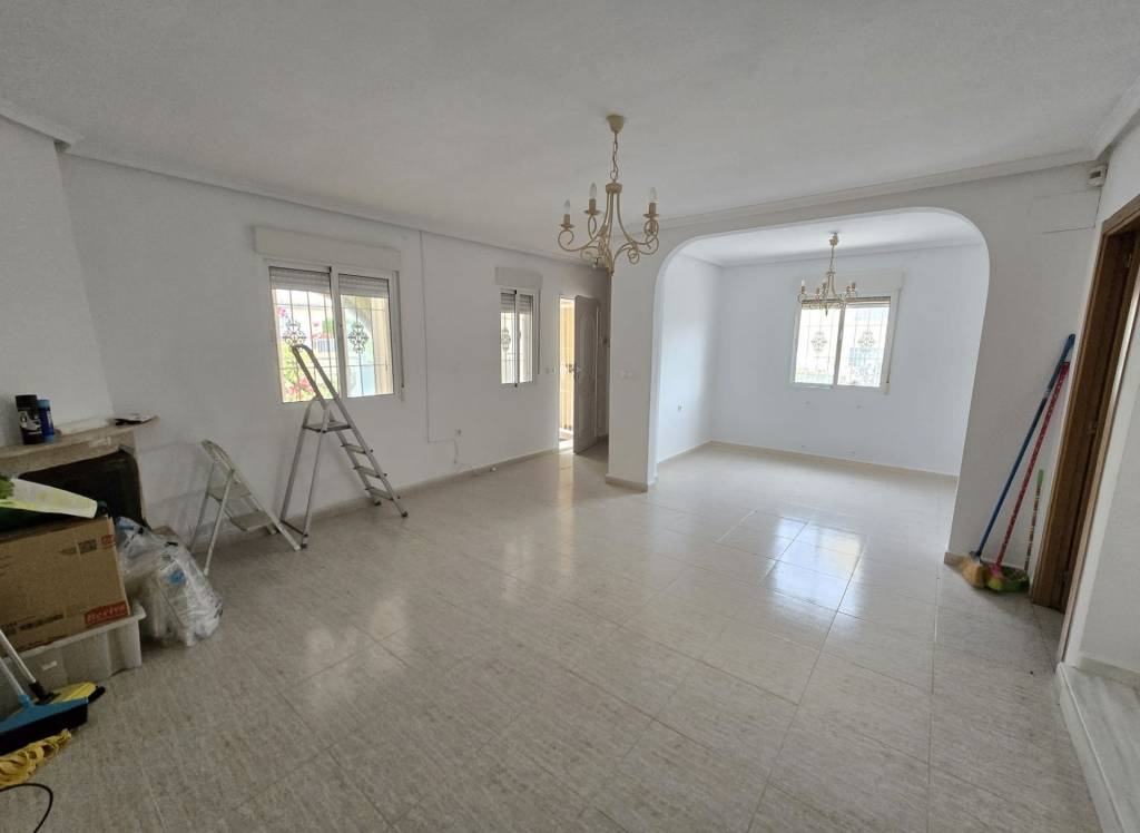 Venta - Detached Villa - Monforte Del Cid - Monforte del Cid