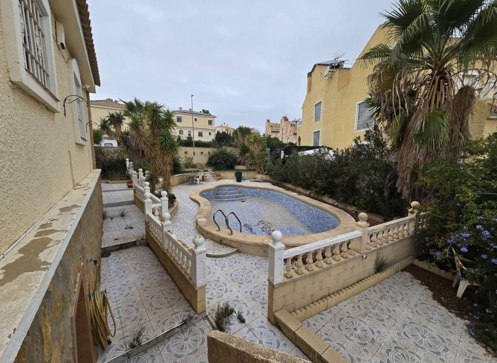 Venta - Detached Villa - Monforte Del Cid - Monforte del Cid