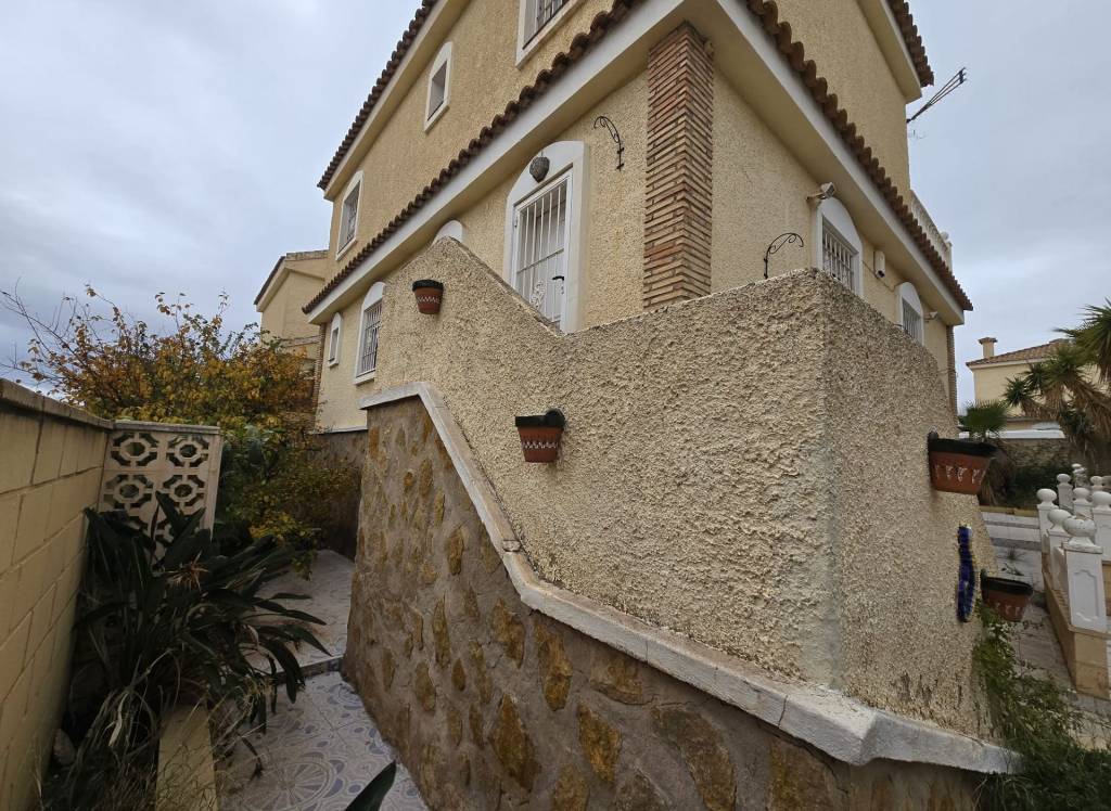 Venta - Detached Villa - Monforte Del Cid - Monforte del Cid