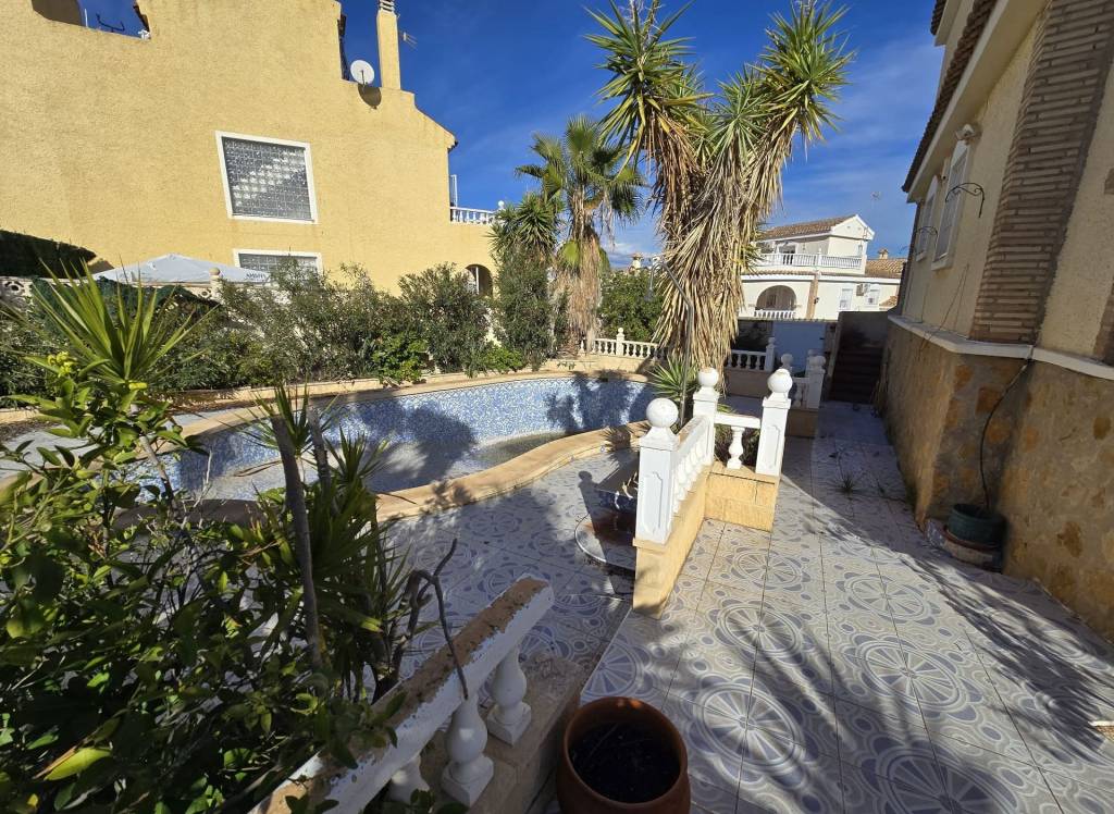 Venta - Detached Villa - Monforte Del Cid - Monforte del Cid