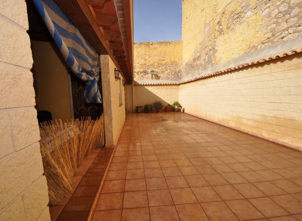 Venta - Town House - Pinoso - Urban location