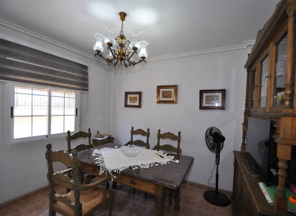 Venta - Town House - Pinoso - Urban location