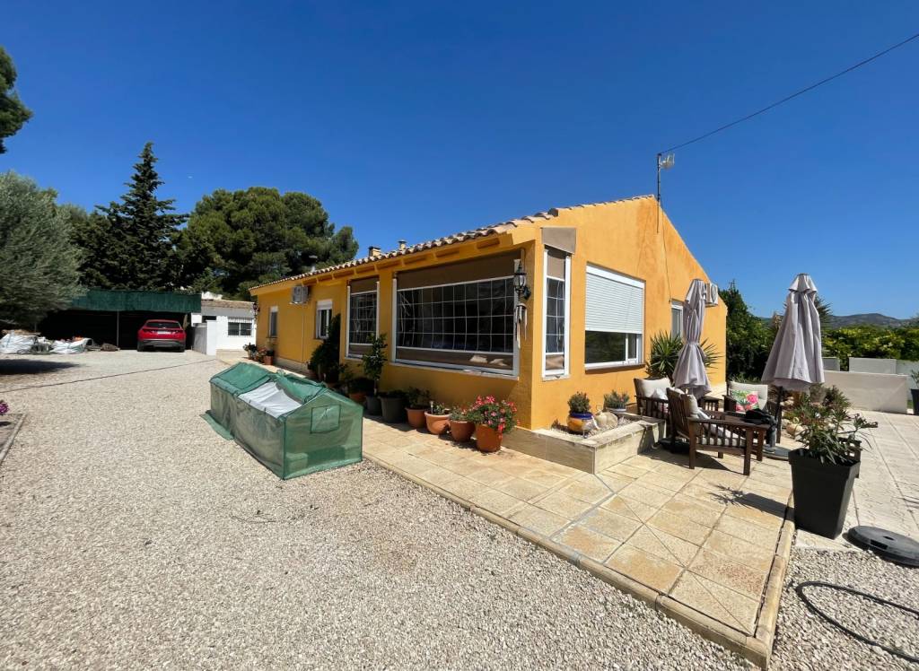 Venta - Villa - Castalla - Edge of town