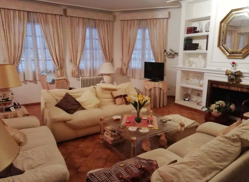 Venta - Villa - Cuenca - El Pedernoso