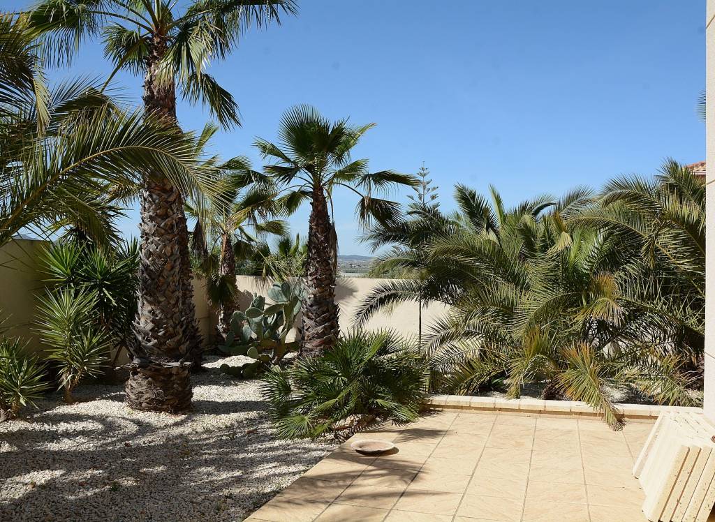 Venta - Villa - Hondón de las Nieves