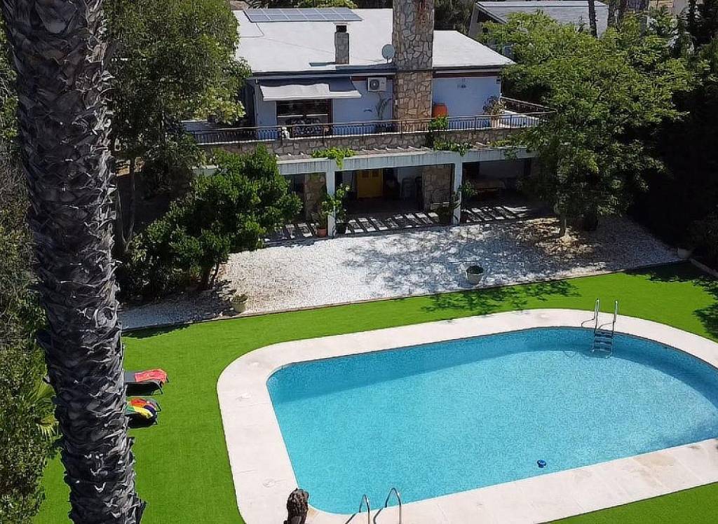 Venta - Villa - Petrer