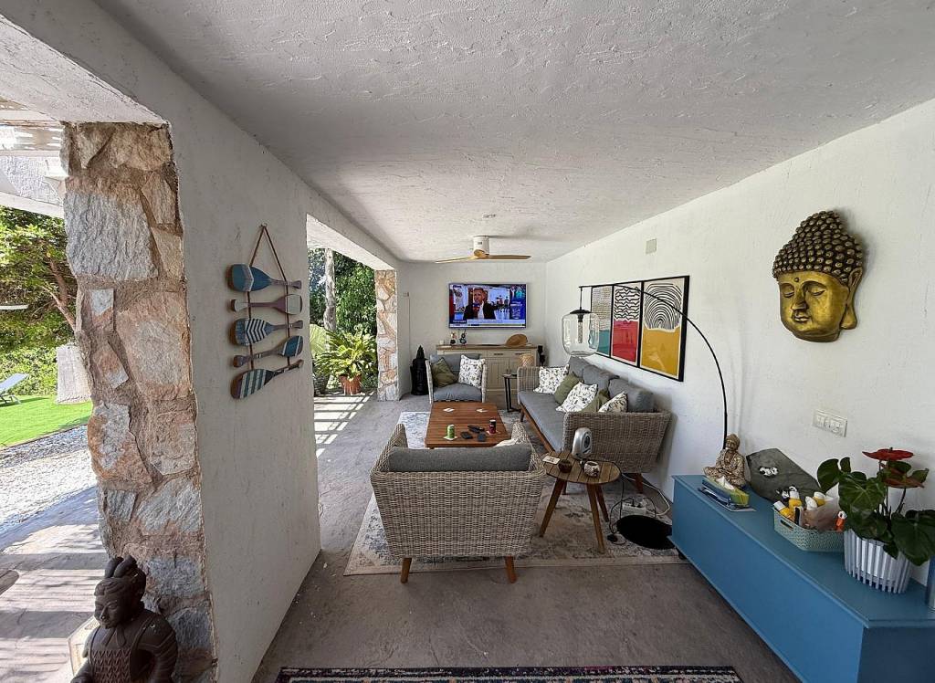 Venta - Villa - Petrer