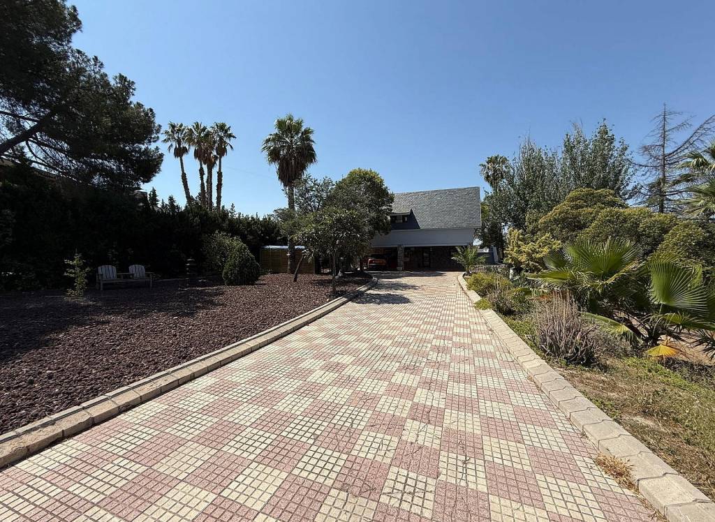 Venta - Villa - Petrer