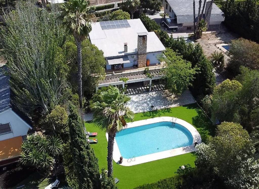 Venta - Villa - Petrer