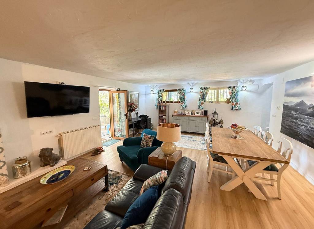 Venta - Villa - Petrer