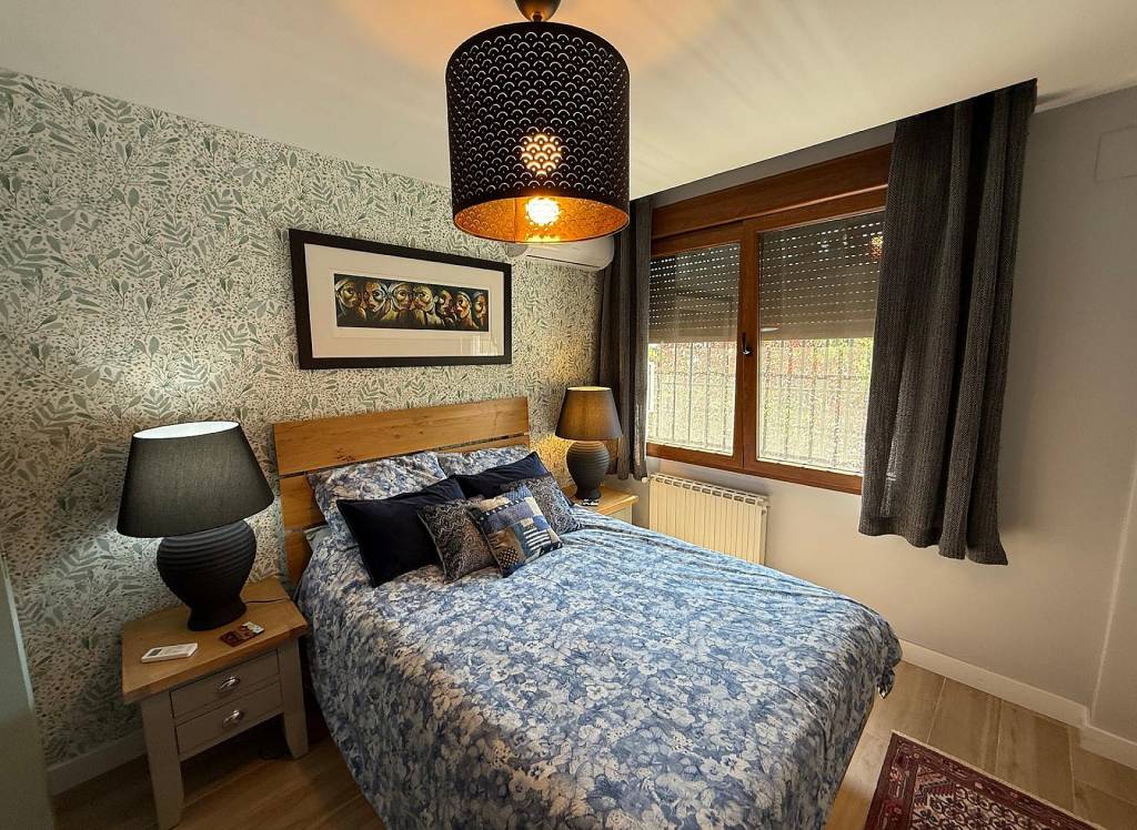 Venta - Villa - Petrer