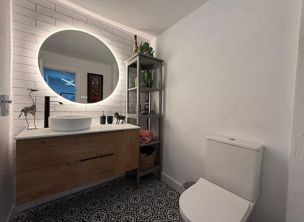 Venta - Villa - Petrer