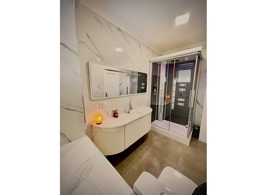 Venta - Villa - Petrer