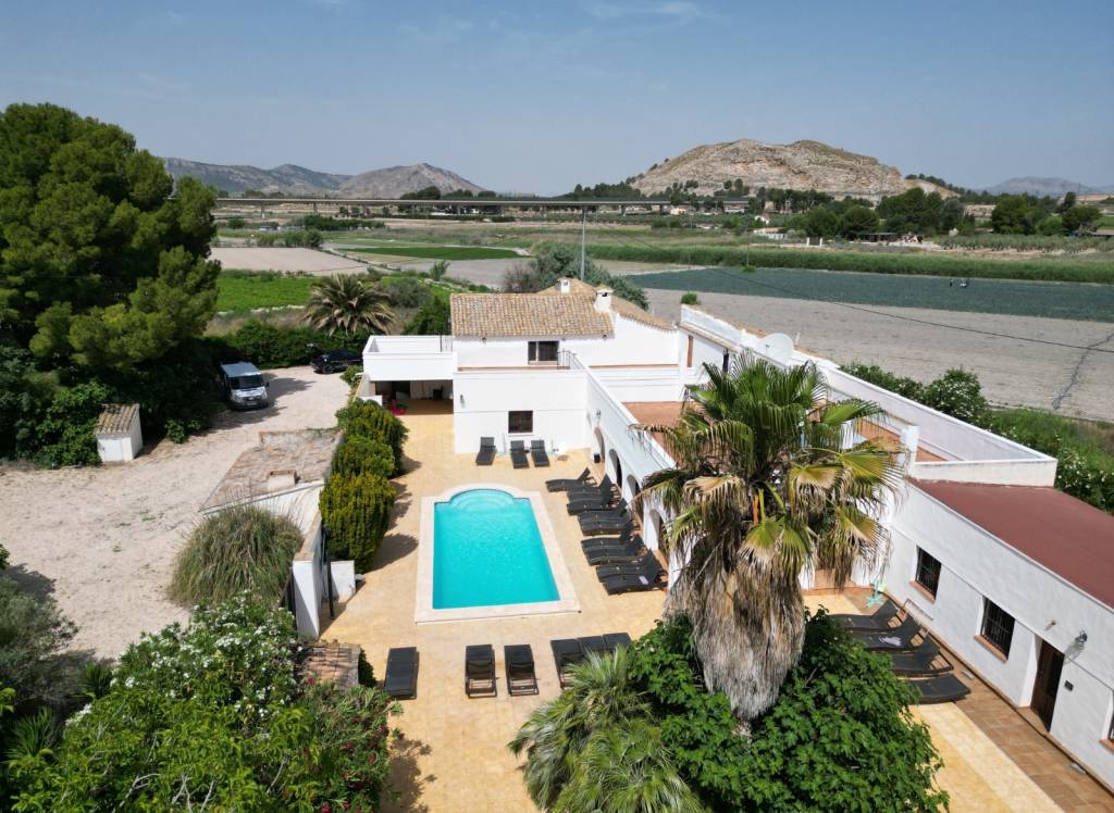 Venta - Villa - Villena - Rural location
