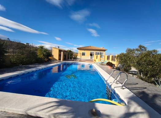 Villa - Resale - Hondón de los Frailes - 61121