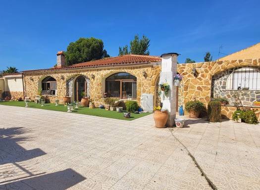 Villa - Resale - La Romana - La Romana